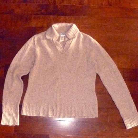 Old Navy Lamb's Wool and Angora Oatmeal Sweater - Picture 1 of 1